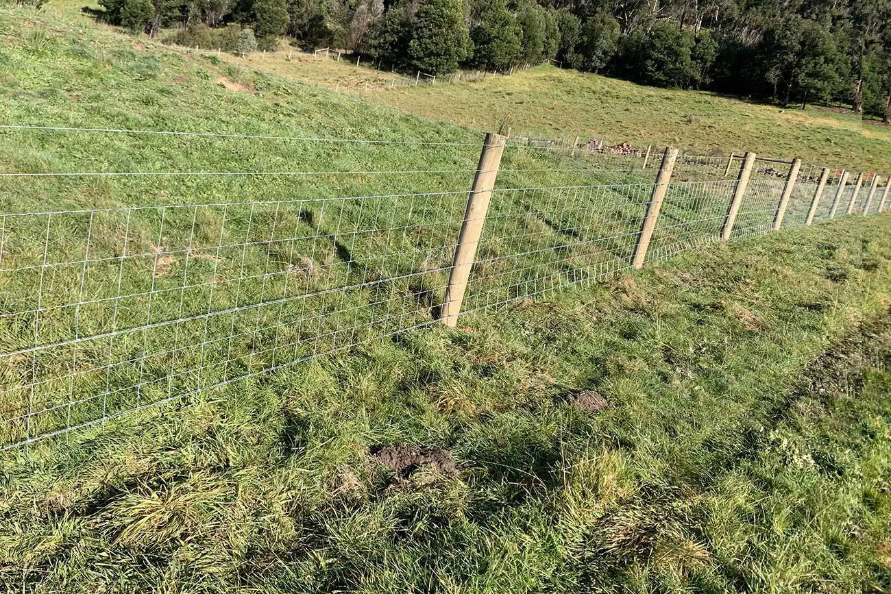 quality-hinge-joint-fencing-solutions-for-farms